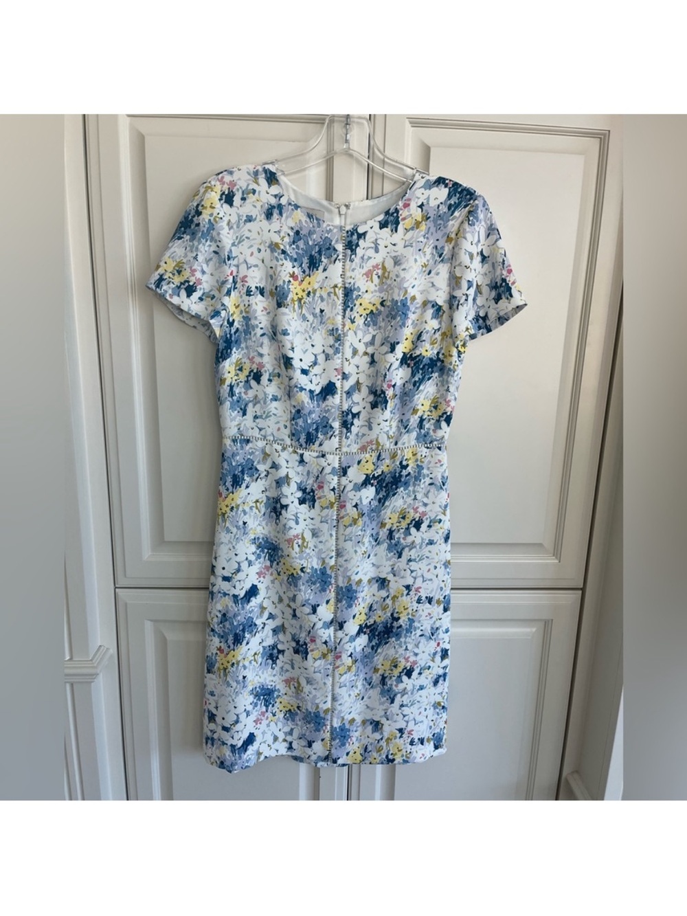 Women's Floral Short Sleeve Midi Dress - White & Blue